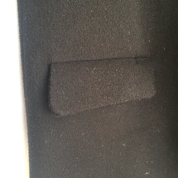 Structured Black Coat - perfect for work & dates - Picture 5 of 5